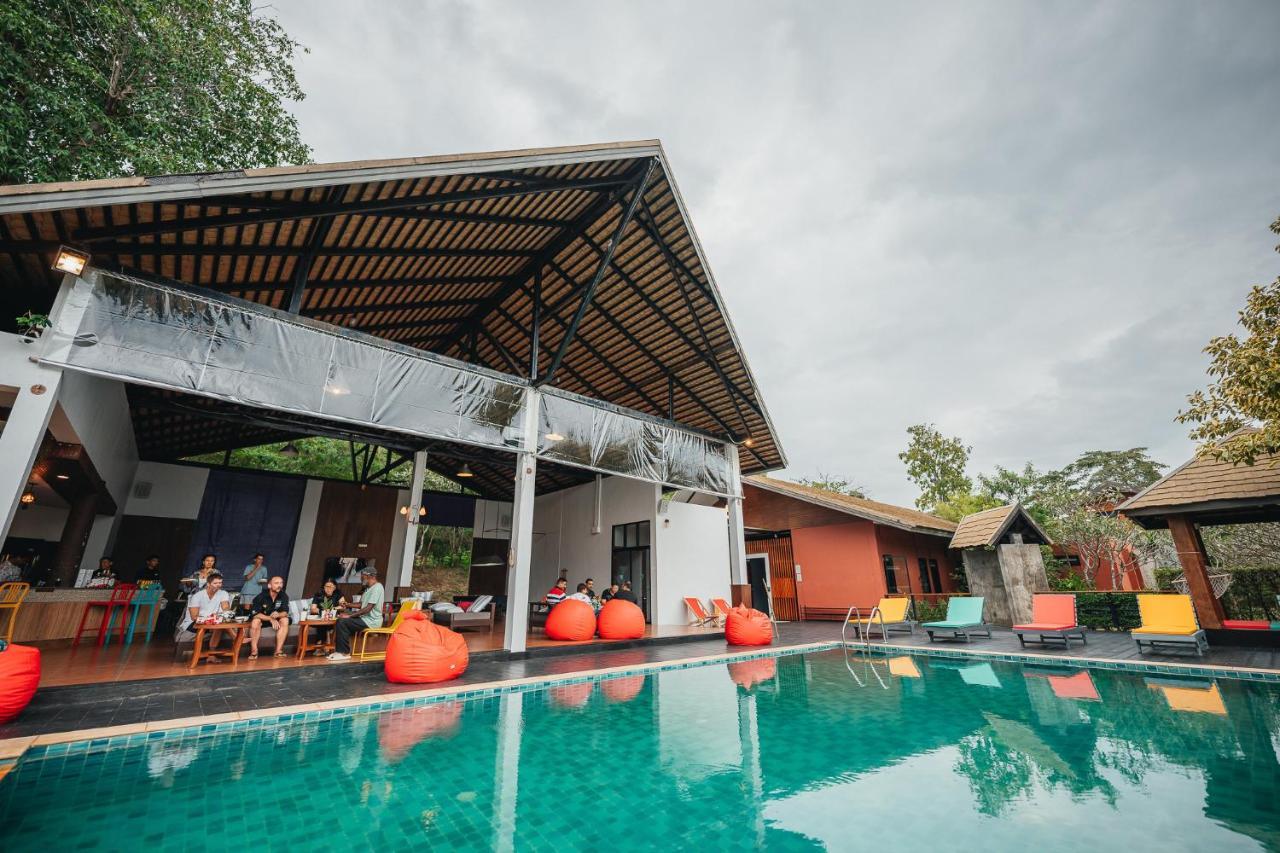 Chill Inn Samui Hostel And Restaurant Koh Samui Exterior foto