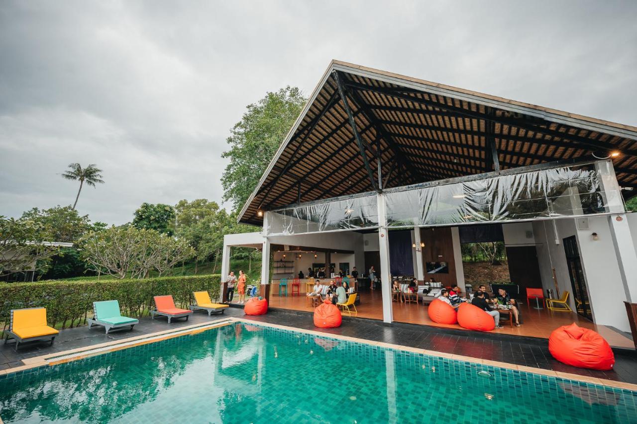 Chill Inn Samui Hostel And Restaurant Koh Samui Exterior foto